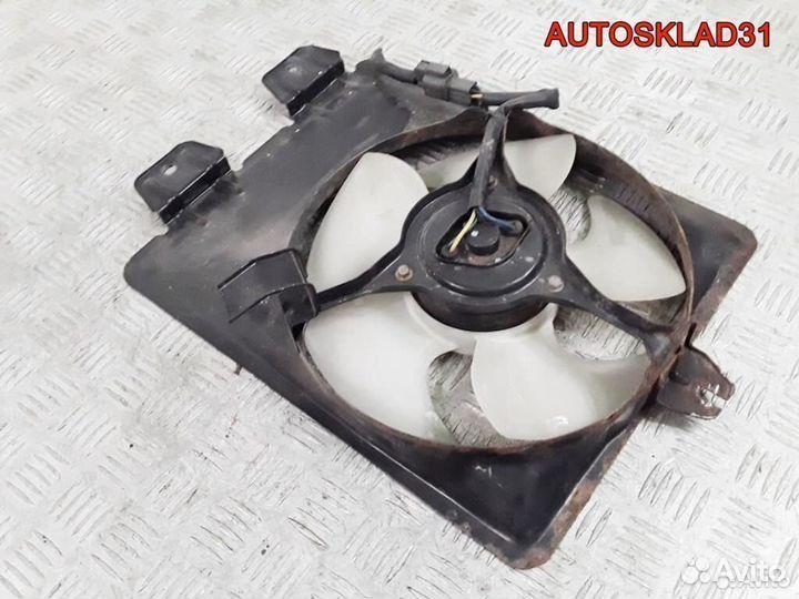 Вентилятор радиатора Mitsubishi Carisma MR460784