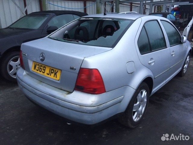 Разбор на запчасти Volkswagen Bora