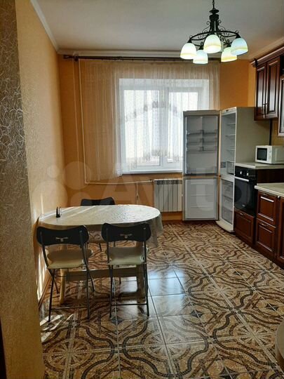 2-к. квартира, 80 м², 5/10 эт.