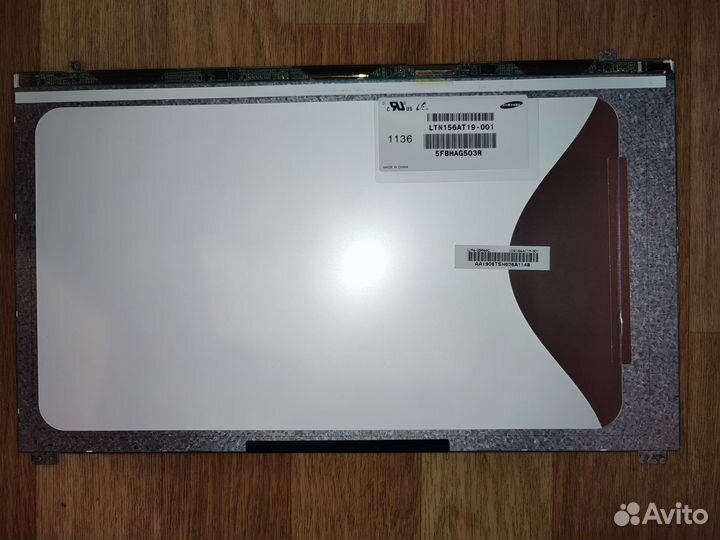 Матрица UltraSlim LTN156AT19 с дефектом