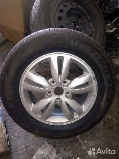 Hankook Optimo K406 215/65 R16