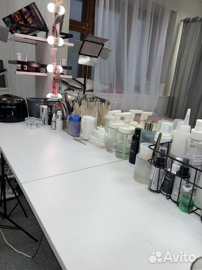 Гримёрное зеркало бровиста/визажиста. 2 зоны