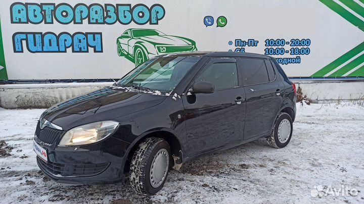 Суппорт тормозной передний левый Skoda Fabia 2 1K0615123D