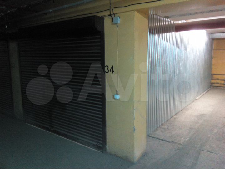 Машиноместо, 25 м²