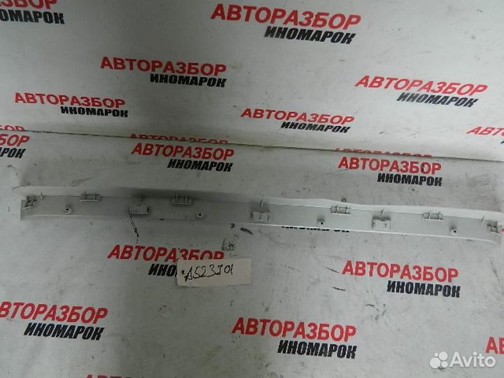 Накладка декоративная для Subaru Forester 3 2007