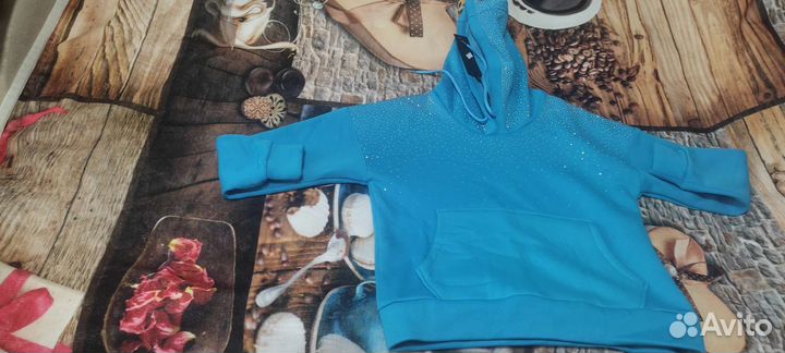 Худи с капюшоном в стразах