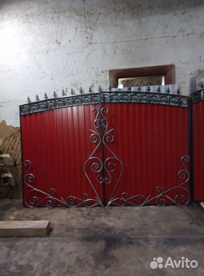 Ворота с индивидуальным дизайном на дом, дачу