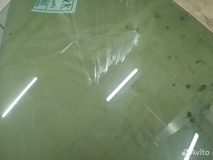 Стекло передней левой двери I30