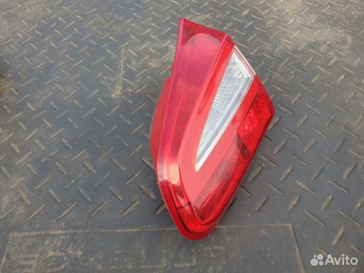 Фонарь задний правый внут Kia Ceed 2 JD Сиид хэтчб