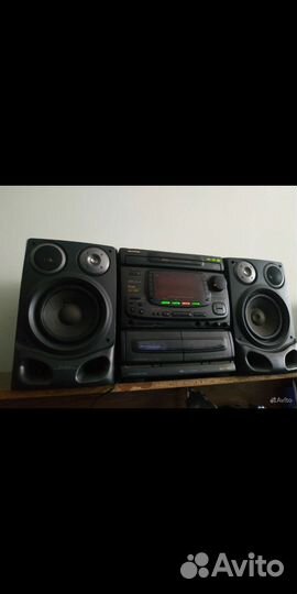 Музыкальный центр