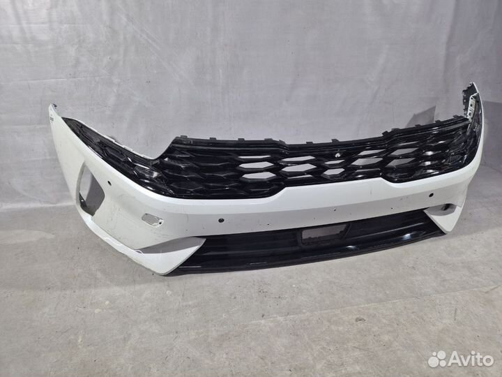 Передний бампер Kia K5 б/у