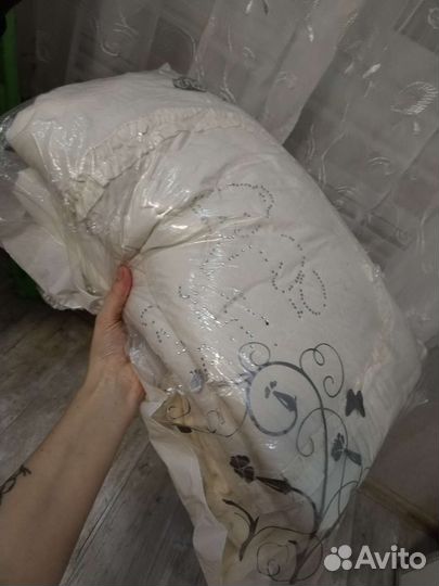 Накидки на кровать +постельное для малышей