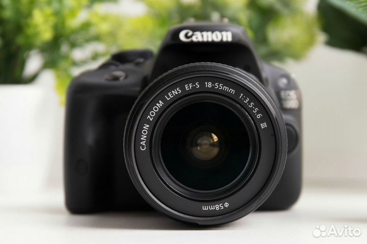 Canon 100D Kit (Пробег 2 тысячи)