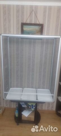 Клетка, вольер для попугая