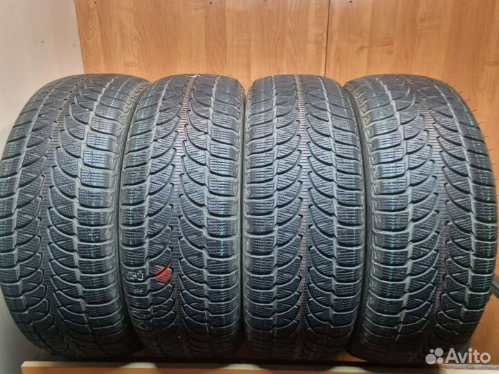 Bridgestone Blizzak LM-80 Evo 235/60 R18