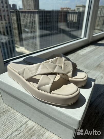 Шлепанцы женские летние