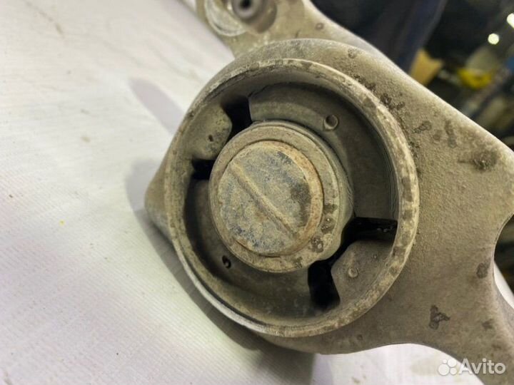 Рычаг передний правый Mercedes-Benz Gl-Class X164