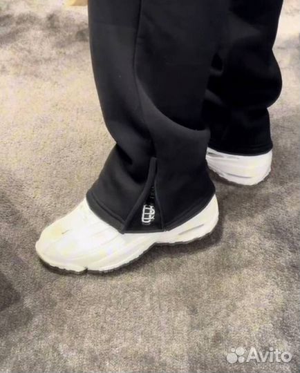 Штаны zara flared jogger