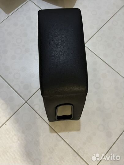 Подлокотник лада Гранта