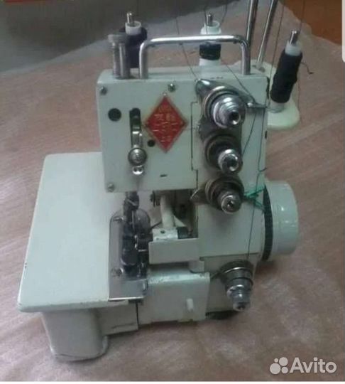 Оверлок для швейной машины