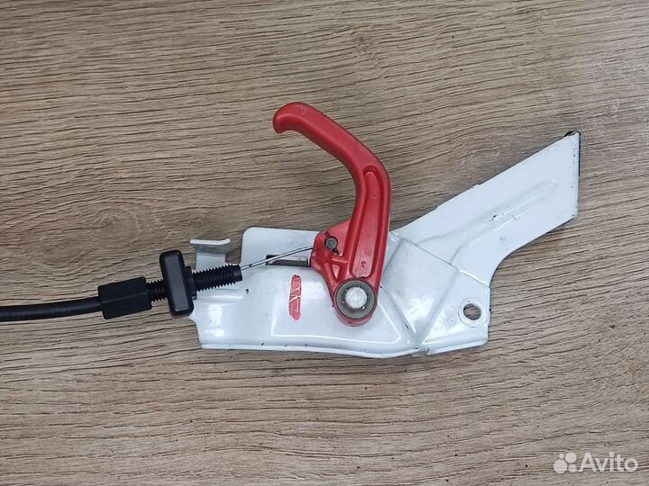 Замки капота, Volvo 850