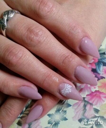 Наращивание ногтей гелем