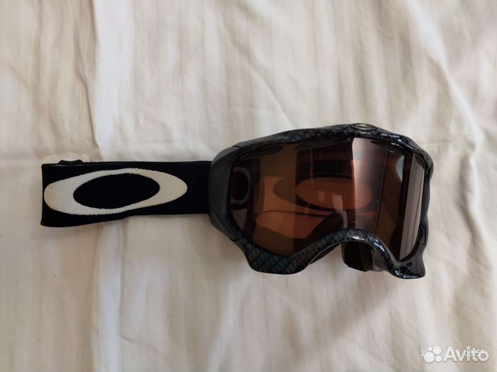 Горнолыжные очки oakley