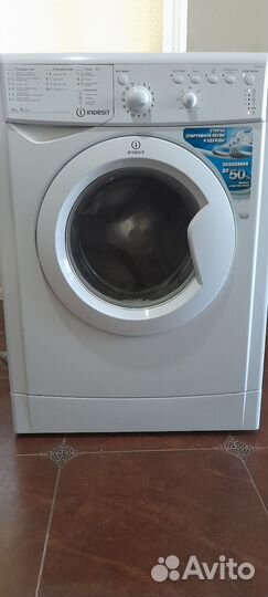 Indesit 4 кг состояние идеальное