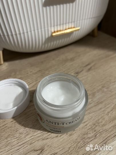 Крем для лица Yadah