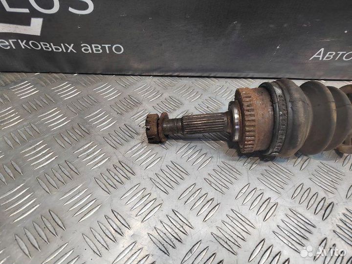 Правый привод Nissan Micra K11E 1.0 CG10 2002