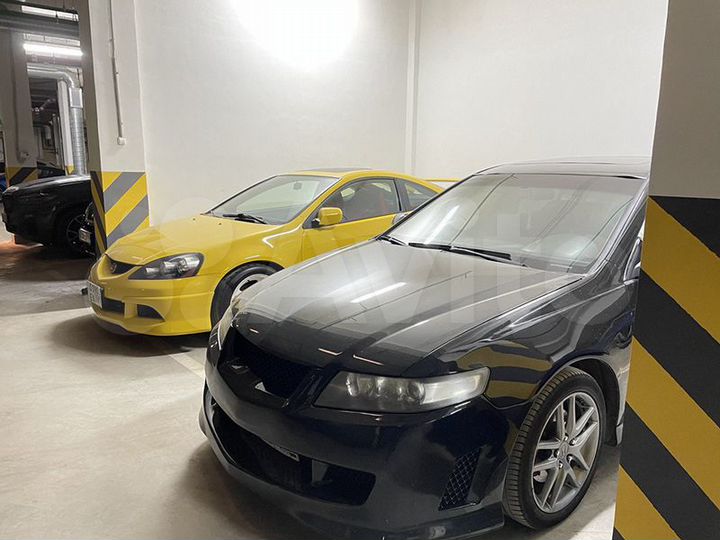 Машиноместо, 14 м²