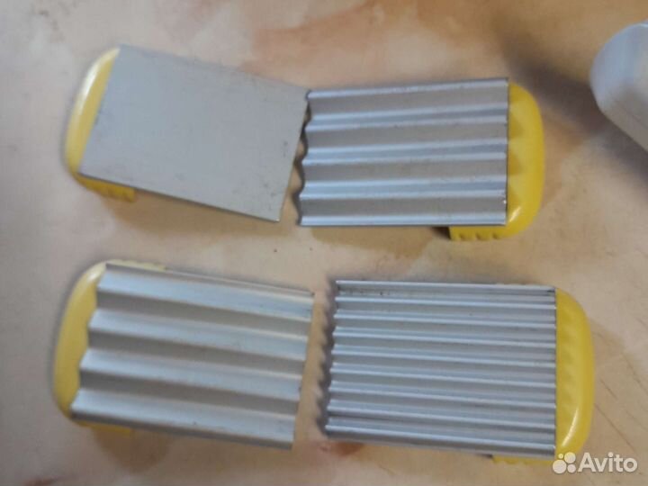 Плойка -утюжёк с 4 насадками гафре