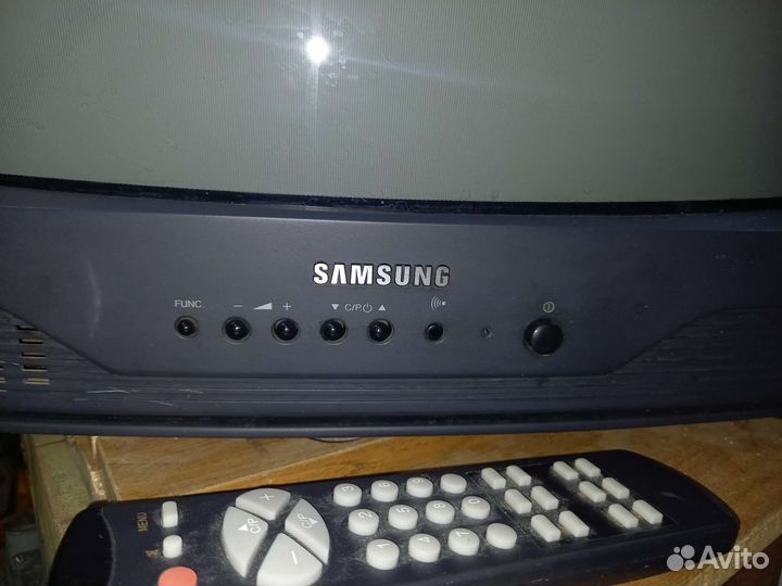 Телевизор samsung