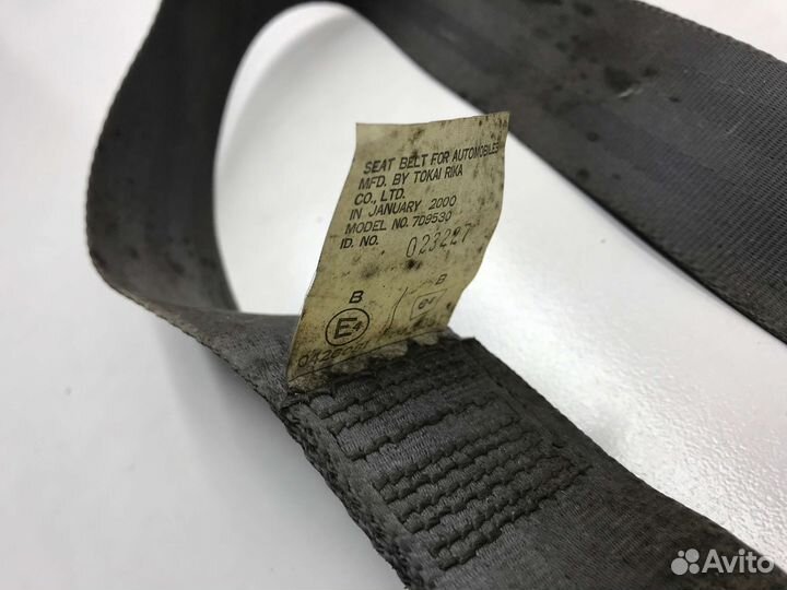 Ремень задний центральный Daihatsu Gran Move 2000г