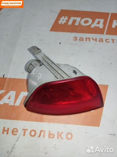 Фонарь противотуманный правый Ford Focus 2