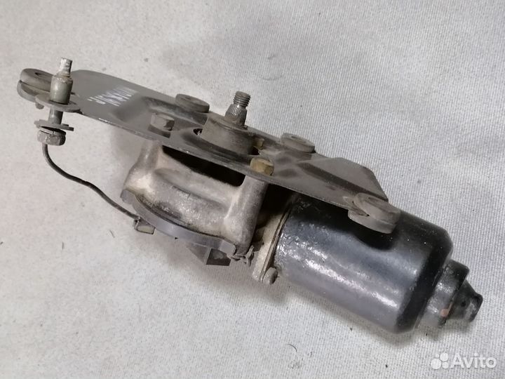 Мотор пер.стеклоочистителя Mitsubishi Mirage 1991