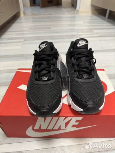 Кроссовки женские Nike RYZ 365/2 'Black White'