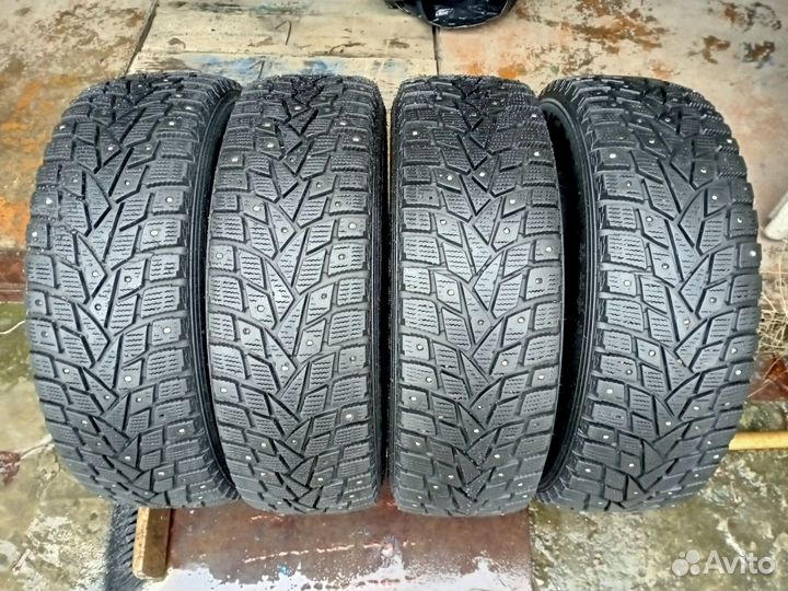Dunlop SP Winter Ice 02 185/65 R15