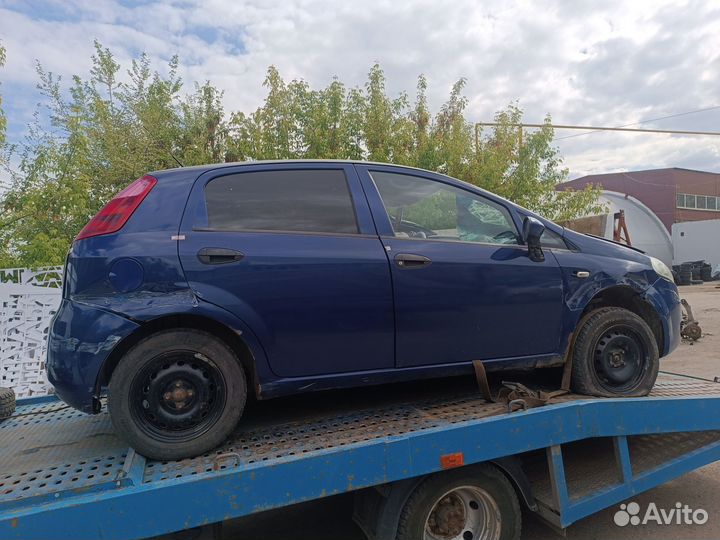 В разборе Fiat Punto 1.4 МКПП 2006 год