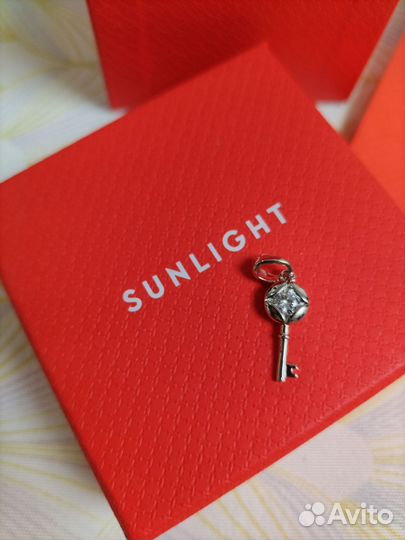 Серебряная подвеска ключик в подарочной коробочке
