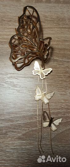 Заколки для волос