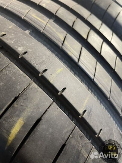 Goodyear Eagle F1 Asymmetric 3 245/45 R18 и 275/40 R18 100Y