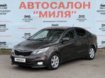 Kia Rio 1.6 AT, 2015, 234 400 км, с пробегом, цена 890 000 руб.