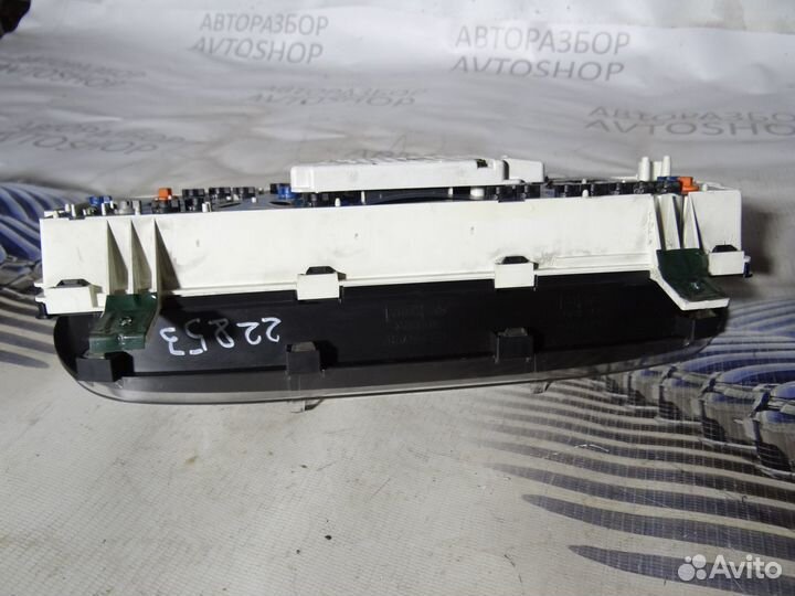 Панель приборов Nissan March 1992- 2002