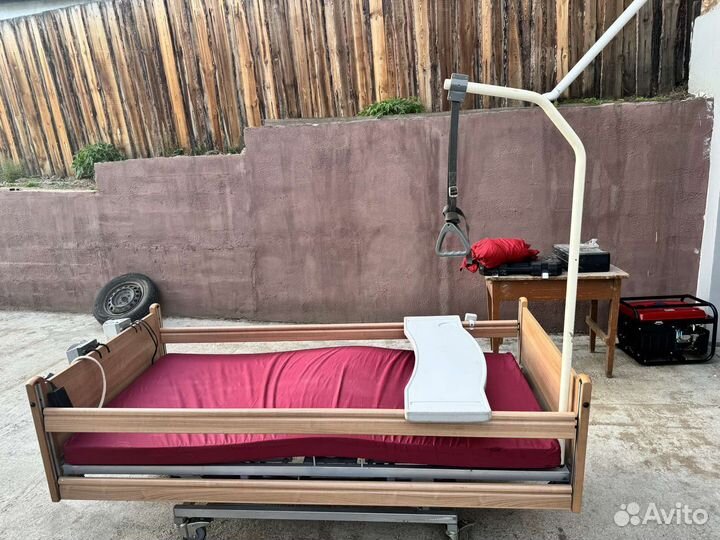 Бу кровать для лежачих больных