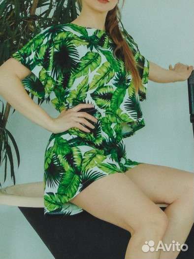 Костюм женский новый