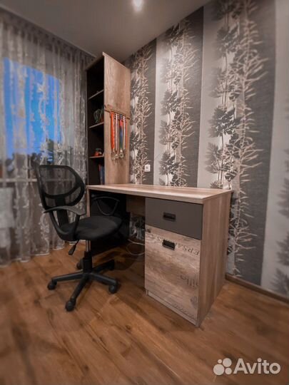 Письменный стол+пенал