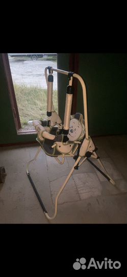 Детская качелька