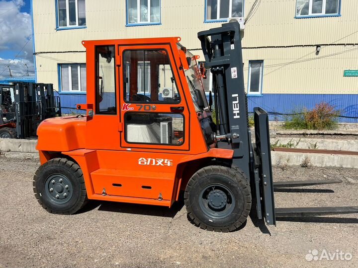 Вилочный погрузчик Heli CPCD70, 2023