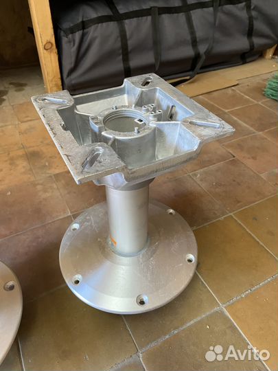 Стойки под сиденья в катер